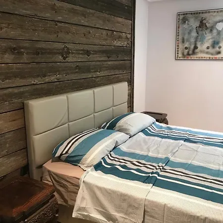 La Casa De Baud Frühstückspension *